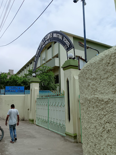 Photo 1 of Loyola High School