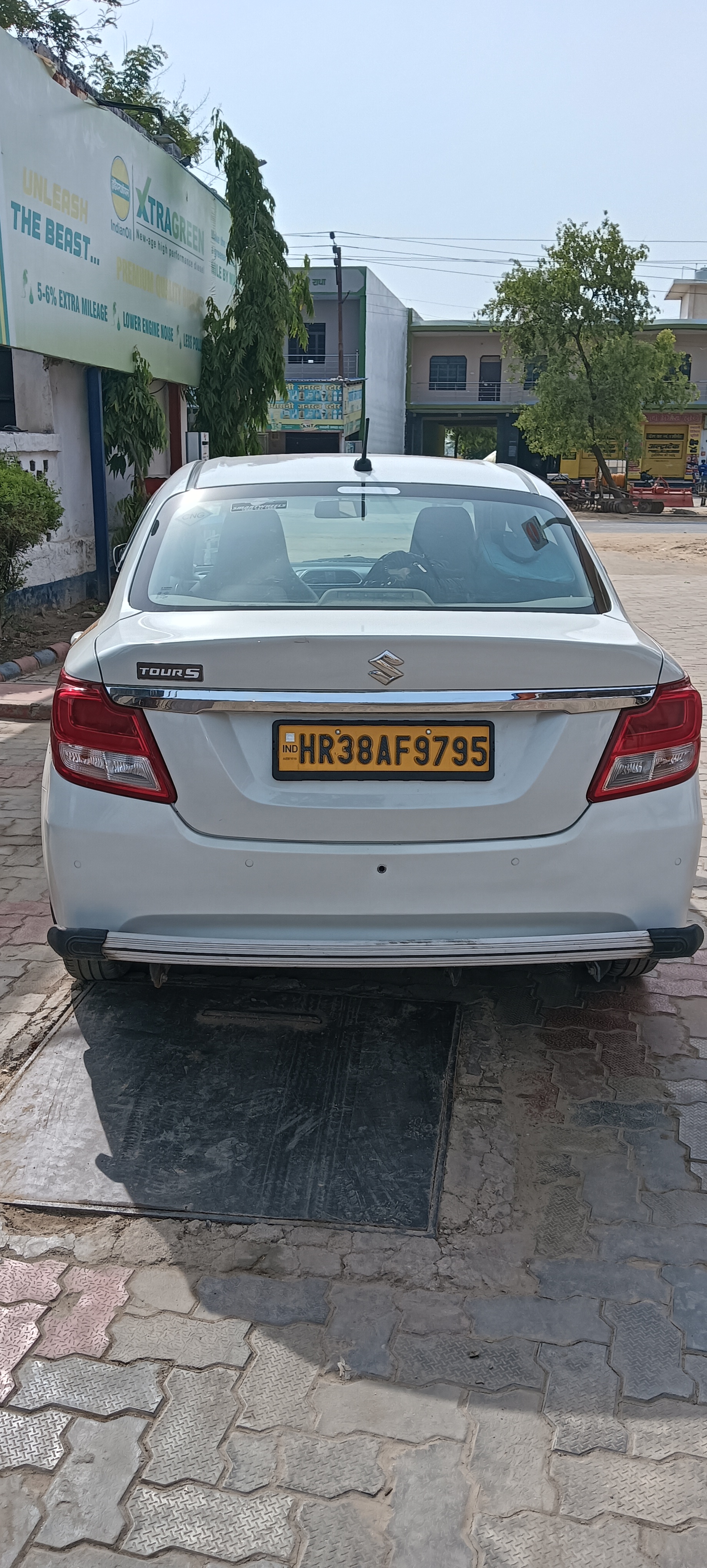 Photo 5 of Monu cab service